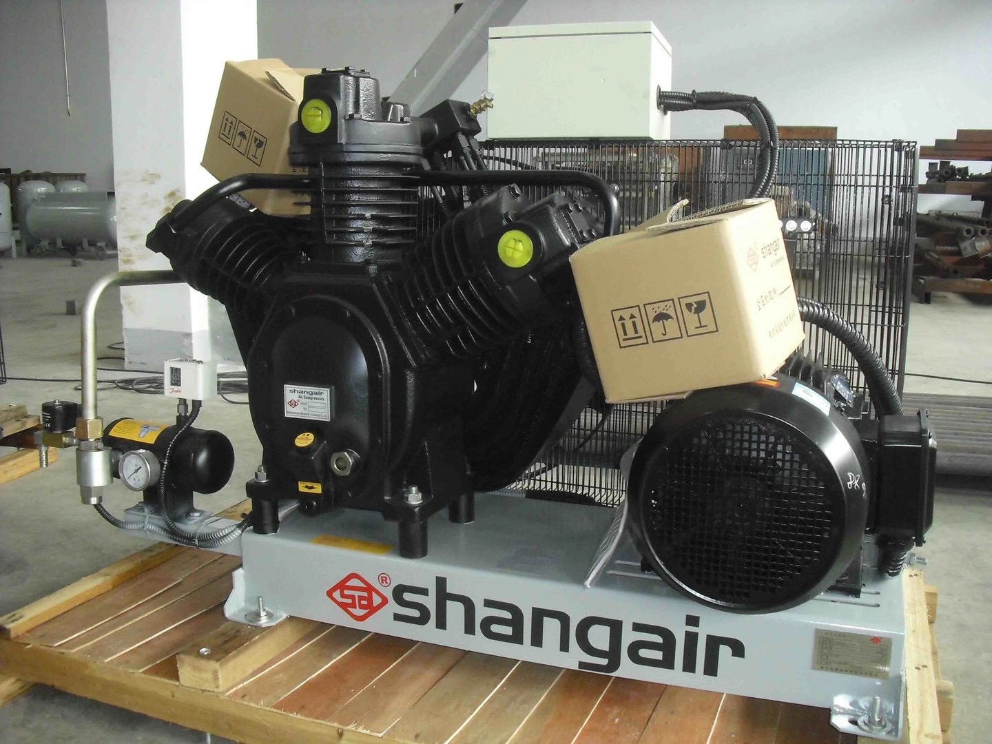 尚愛空壓機的維修步驟